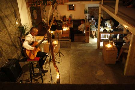 Một không gian cafe âm nhạc là thế nào